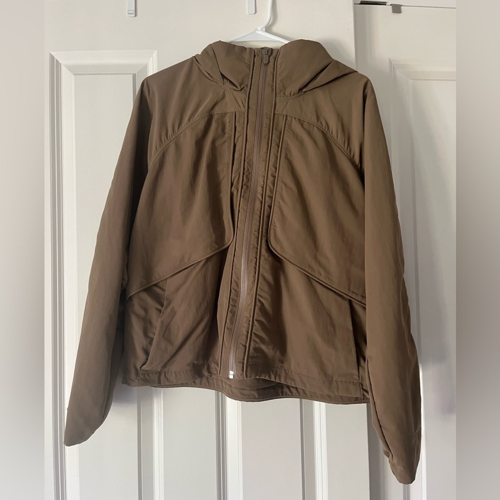 Lululemon Always Effortless Jacket - Size 8